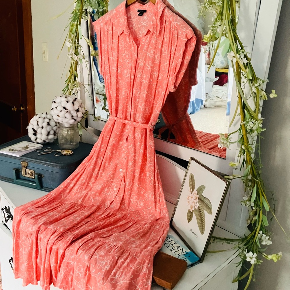 Ann Taylor Pink Pleated Maxi Sundress
